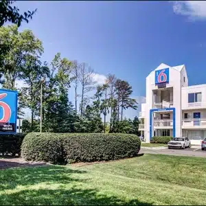 Motel 6